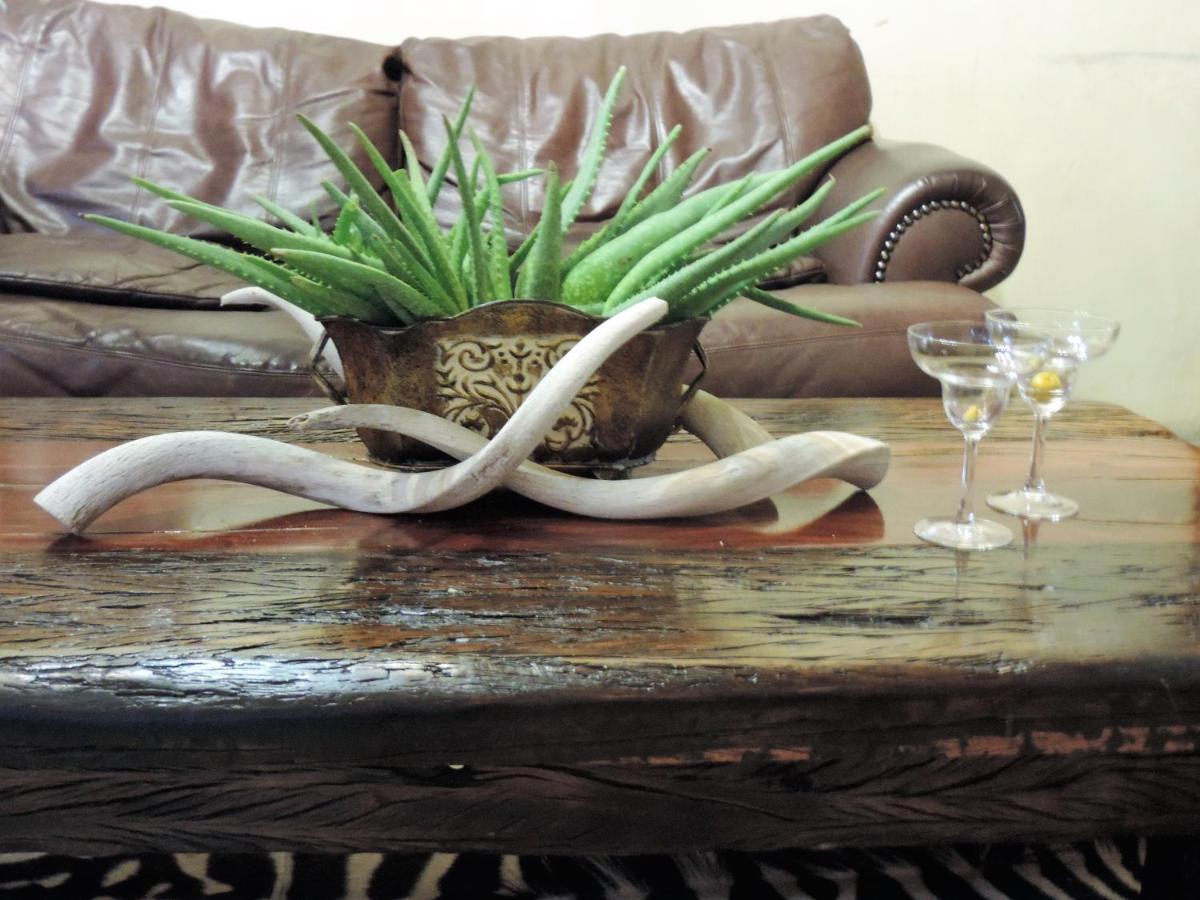 Teri-Lemveli Lodge โบฟอร์ตเวสต์ ภายนอก รูปภาพ